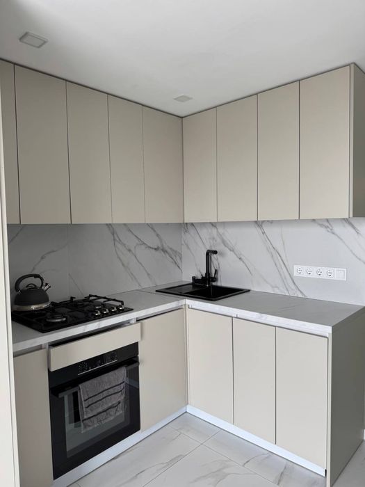 Трохкімнатна квартира в центрі міста з автономним опаленням