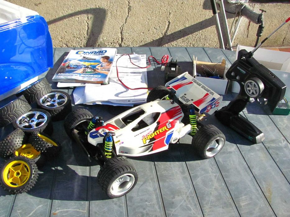 Samochód autko RC elektryczne na pilota zdalnie sterowany - zestaw