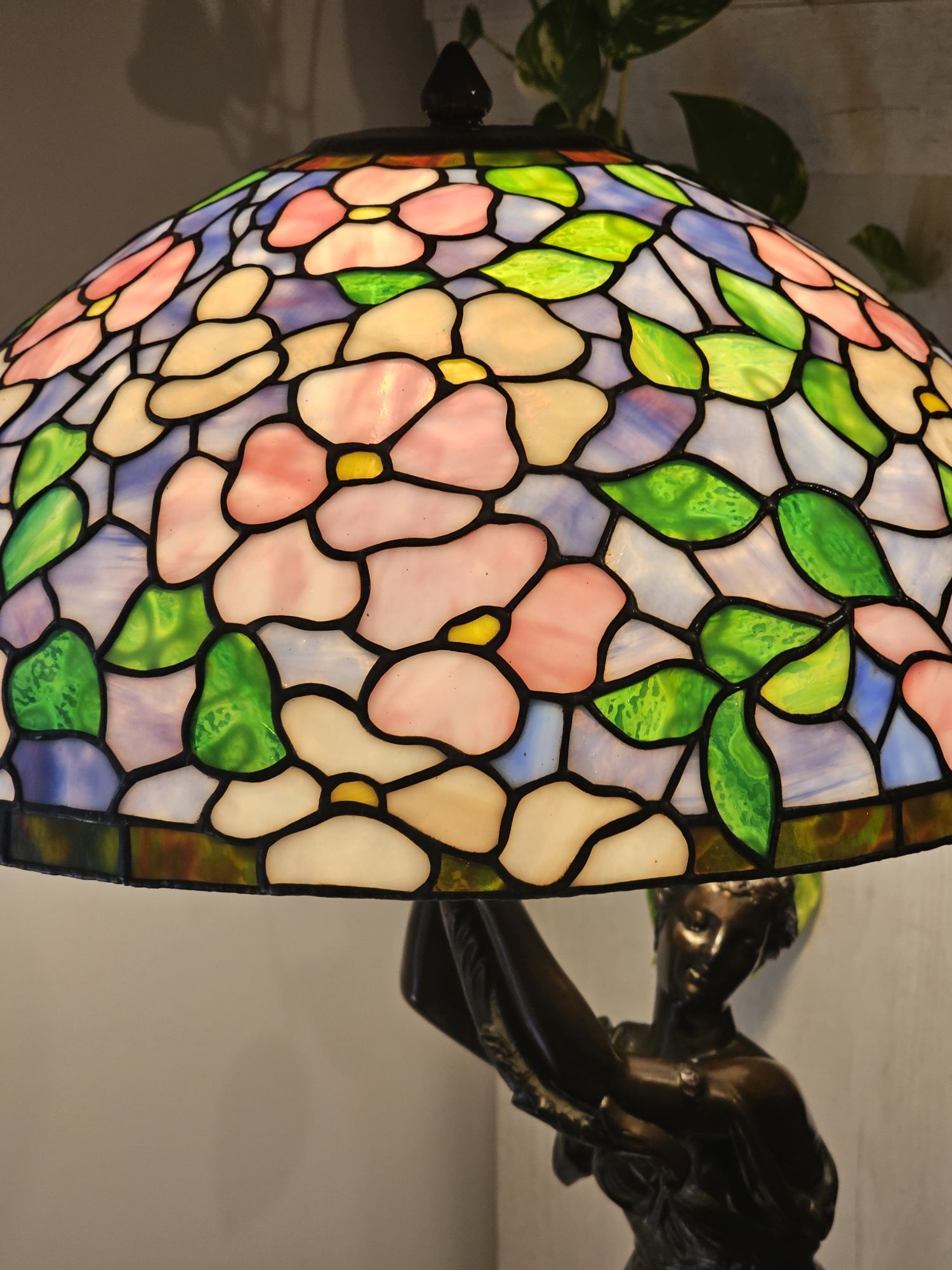 Lampa witrazowa,Tiffany Styl.Podstawa Figuralna.Stan Idealny.