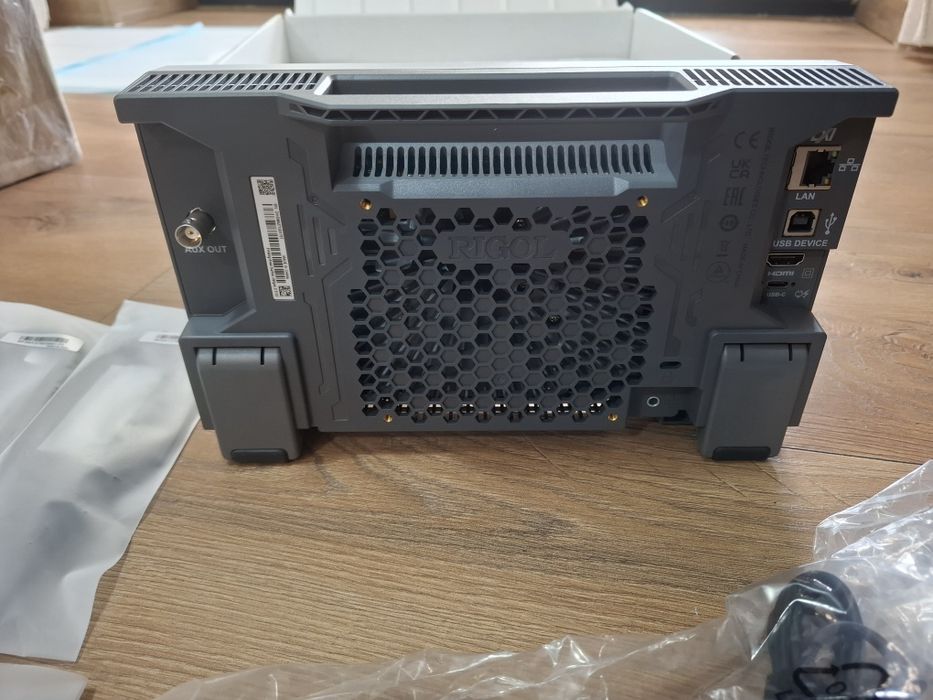 RIGOL DHO804 oscyloskop cyfrowy 70 MHz, 4 kanały analogowe, 1 kanał EX