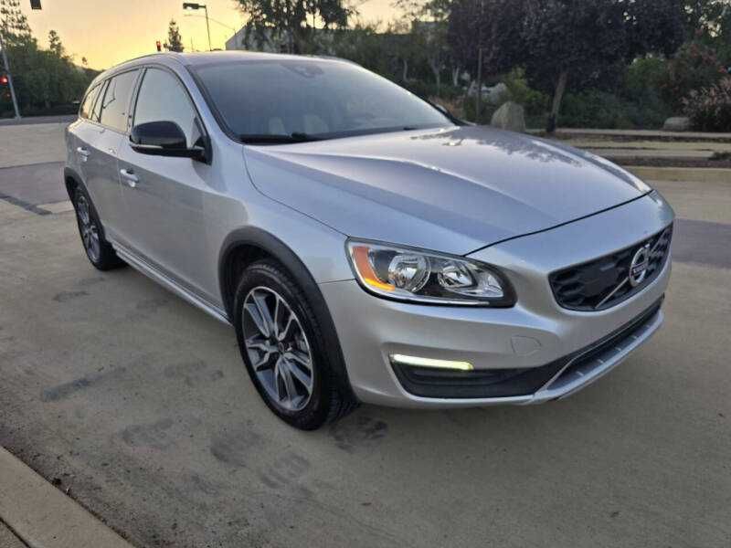 2017 Volvo V60 Cross Country