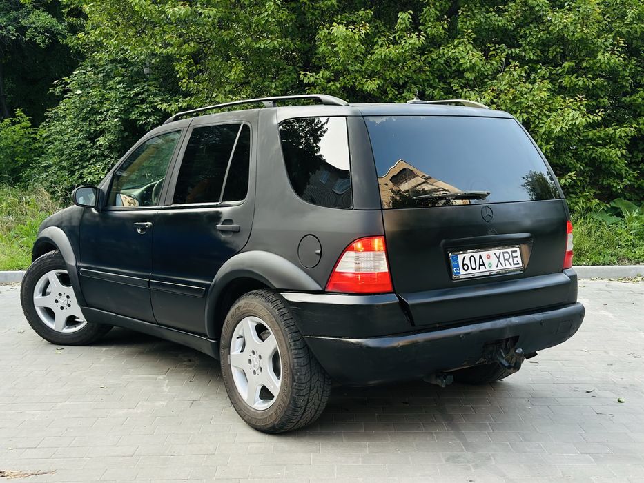 Продам Mercedes-ML в хорошем состоянии на боевом ходу Срочно !