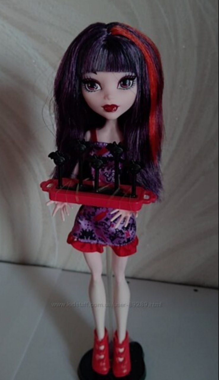 Кукла Monster high, серия Школьная ярмарка Элизабет.
800₴ Кукла продае