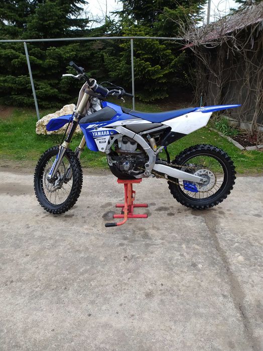 SPRZEDAM Yamaha YZF 250 4T  2017R
