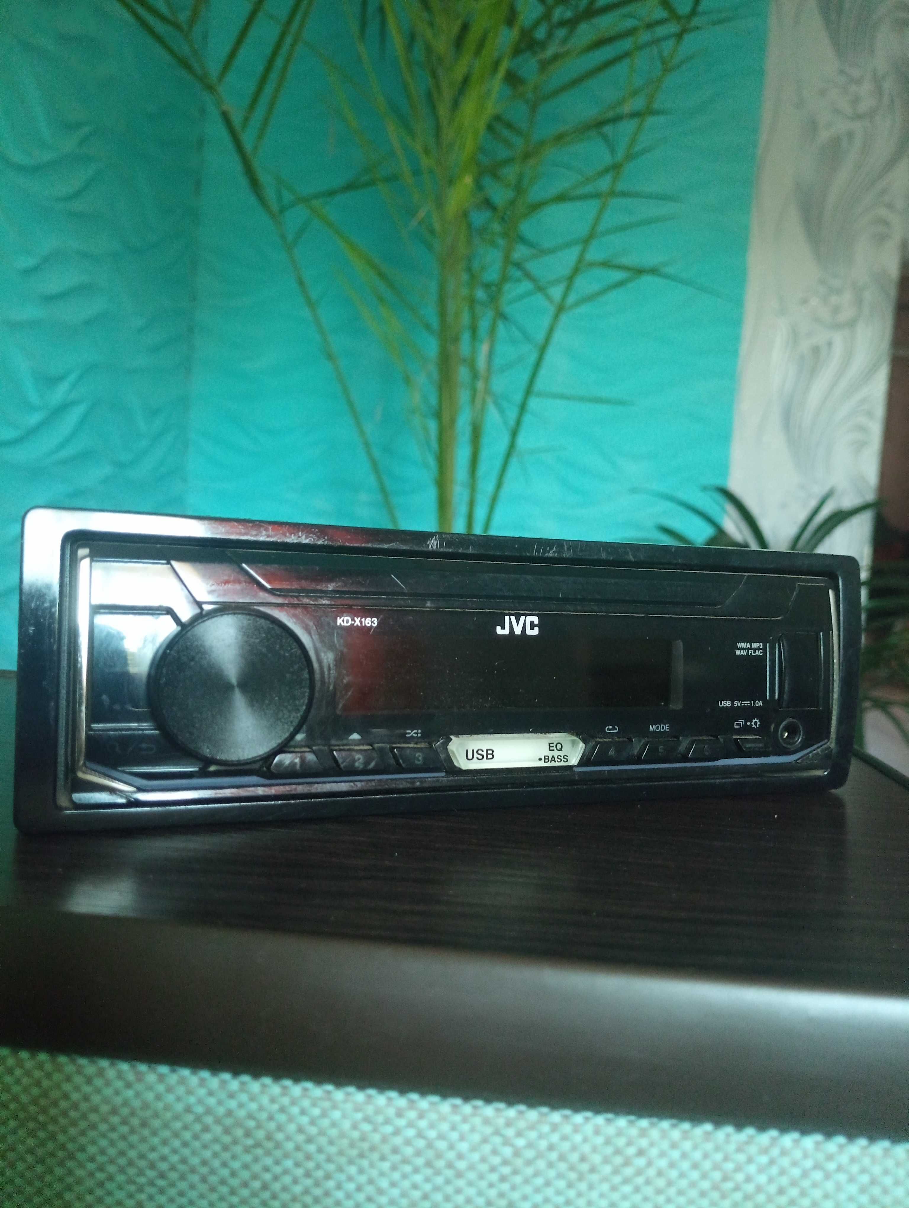 Магнітола JVC kd-x163 + акустика Vibe DB69-M1