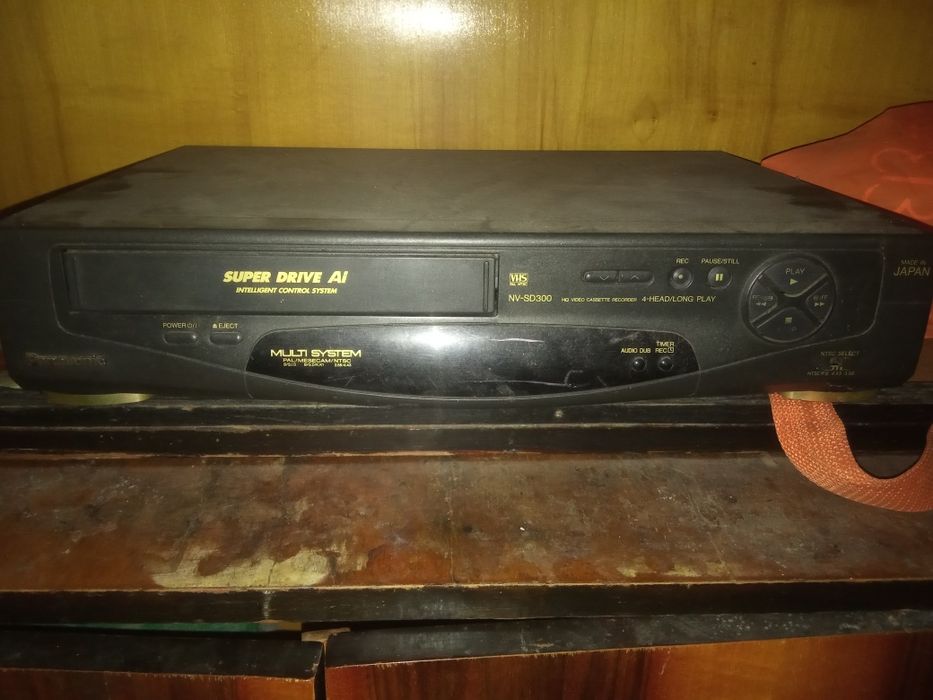 Видео магнитофон япония