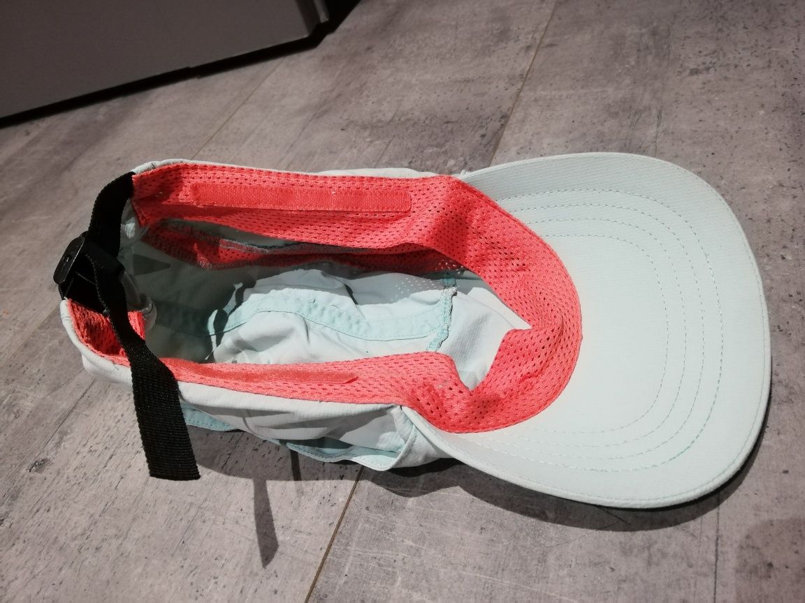 Czapka z daszkiem Quechua junior Decathlon
