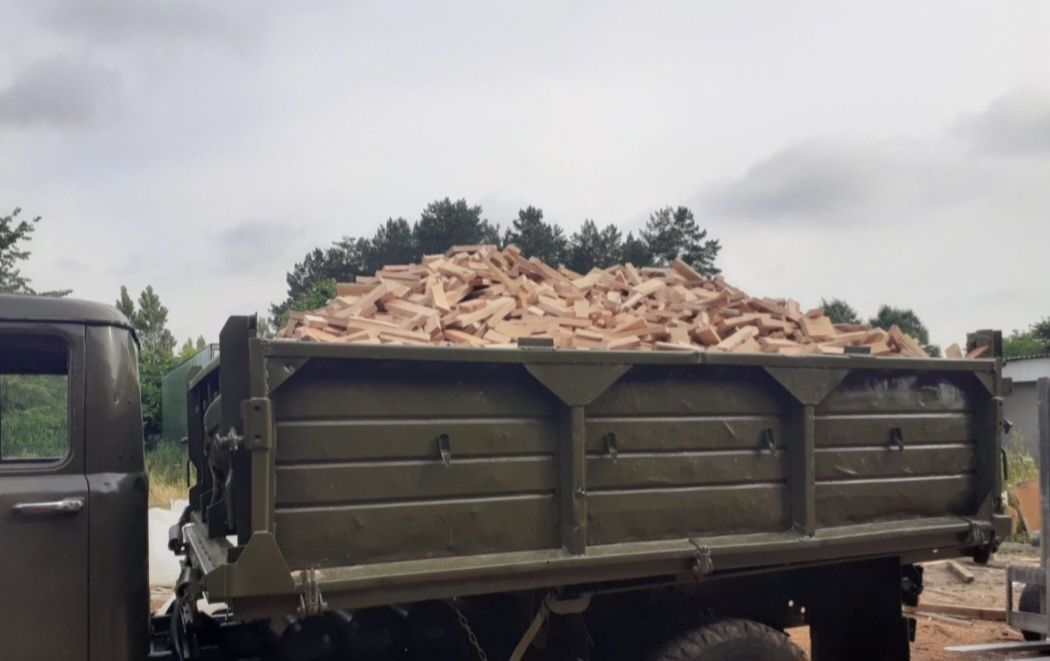 Відходи деревяні сухі твердих пород дерева