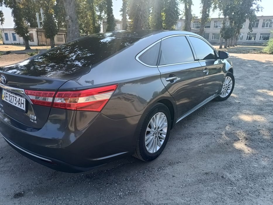 Toyota Avalon hybrid