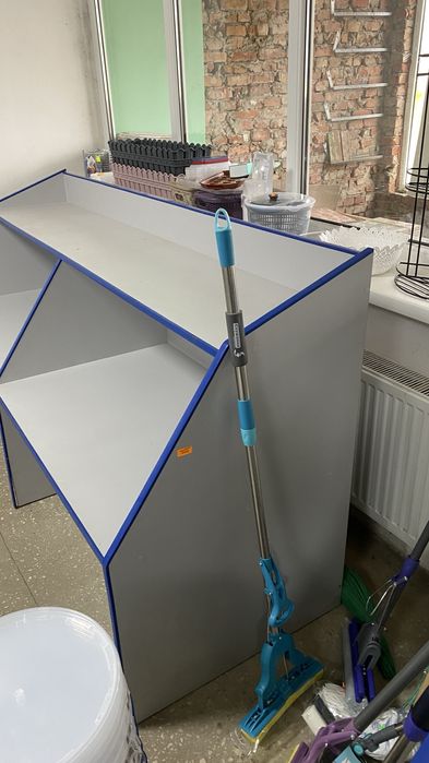 Стелаж для товара, инструмента