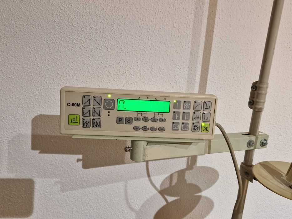 Máquina de Costura Profissional Brother Exedra E-40