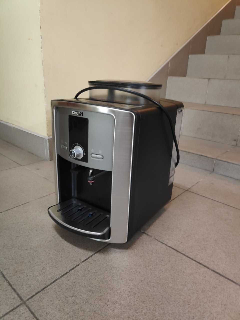 Ekspres do kawy Krups EA8050