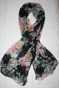 Duży czarny szal chusta, kolorowe kwiaty