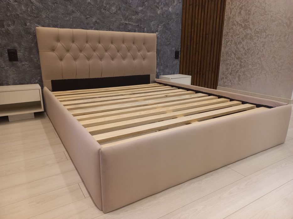 Продам ліжка з тканини