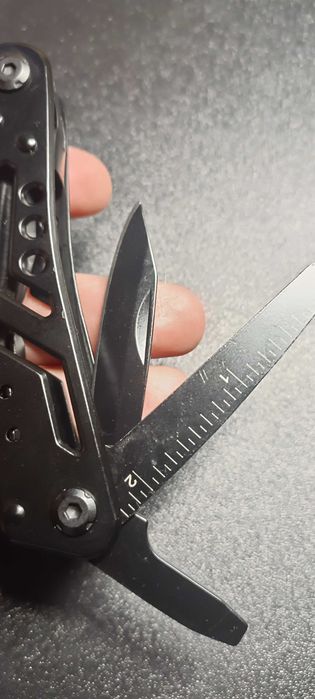 Szczypce wielofunkcyjne, narzędzie składane, kieszonkowe, czarne