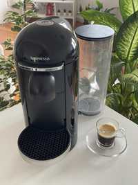Maquina Nespresso Vertuo Plus Deluxe Black