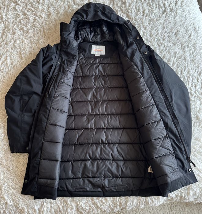 Зимова курточка Merrell
