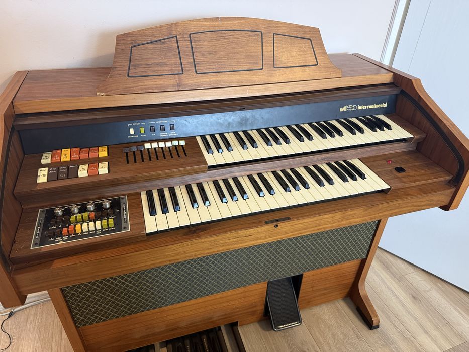 Organy Viscount M 50 Intercontinental