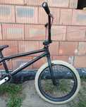 Zamienie bmx najlepiej jakiś dirt