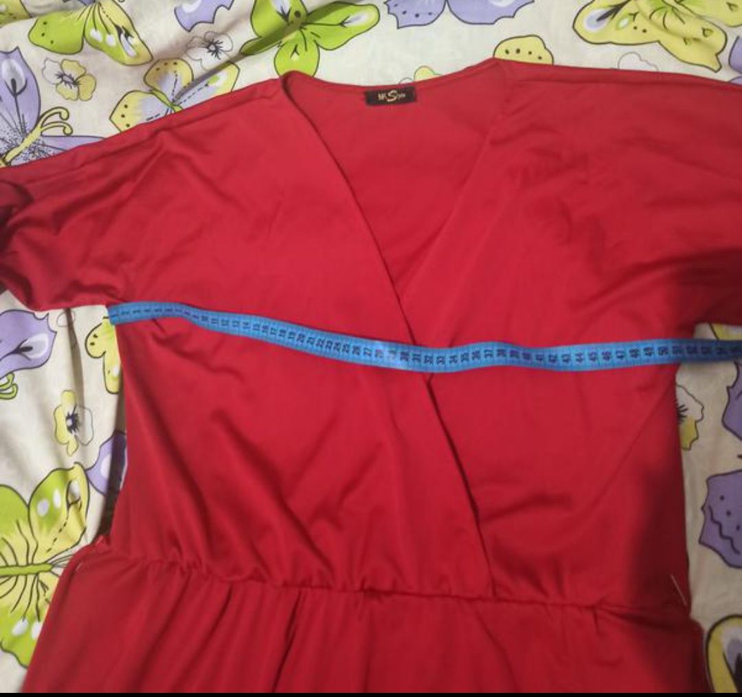 Продам платье красное.длинное
