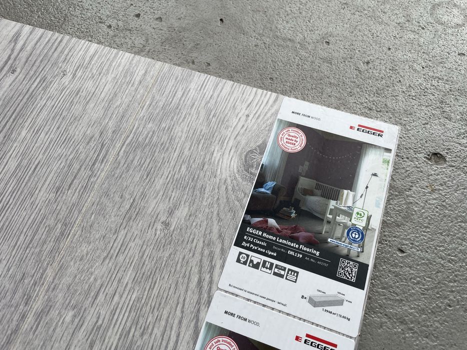 Ламінат Egger Home Classic 8/32 Дуб Рув'яно сірий EHL139