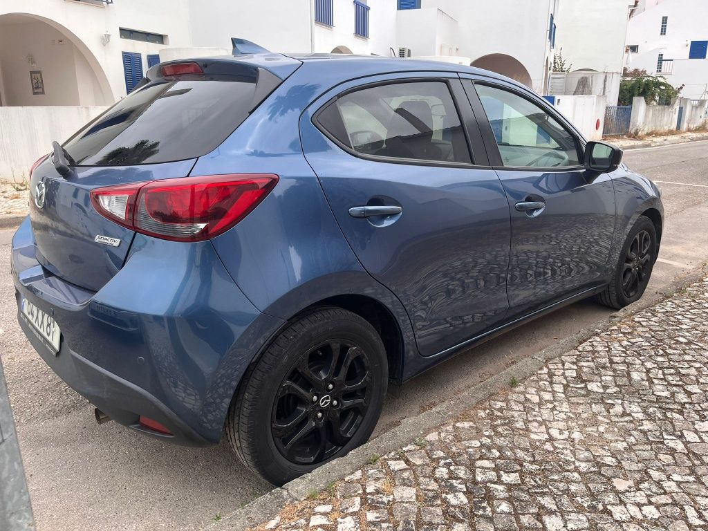 Mazda 2 Hatchback, 1.5 Sky Activ-G  Nacional com 43 000km