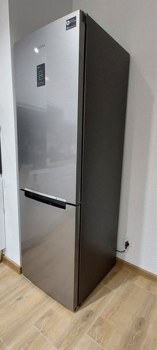 Lodówka Samsung RB31FERNCSA
