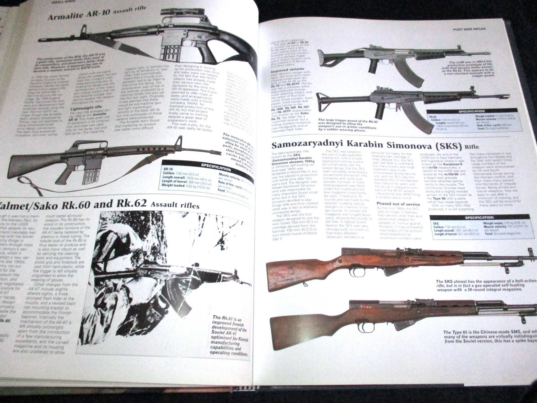 Livro Small Arms world's finest personal weapons