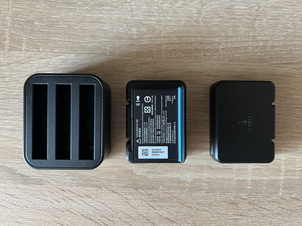 Оригінальні батареї Insta360 X3 1800mAh High Capacity + зарядка