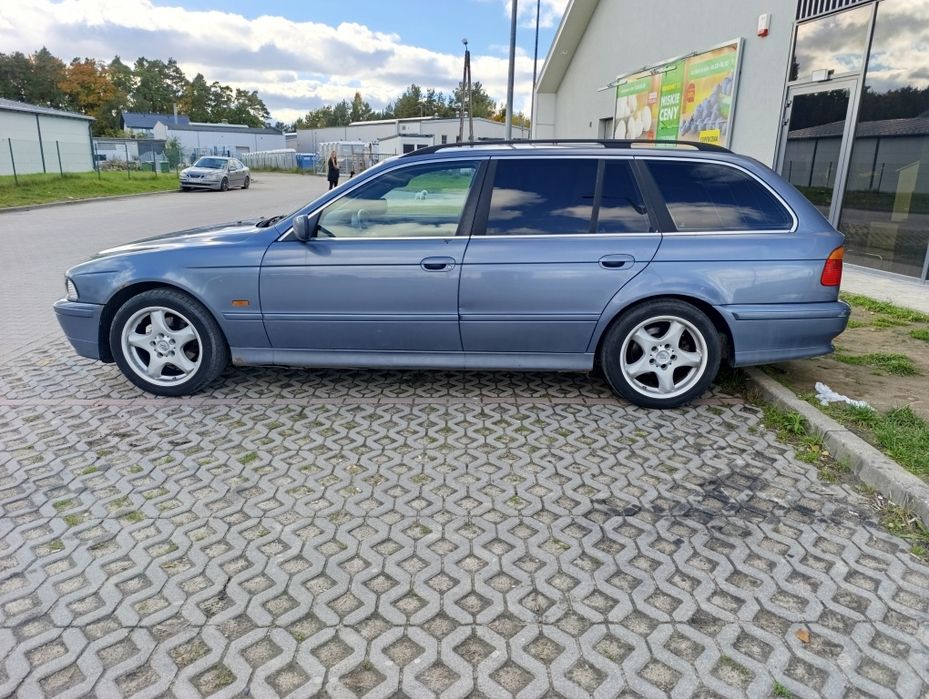 BMW E39 520d Touring 2003 rok
