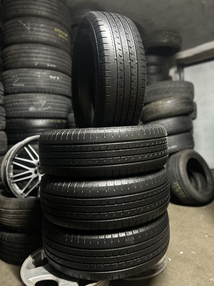 215/60 R17 Goodyear