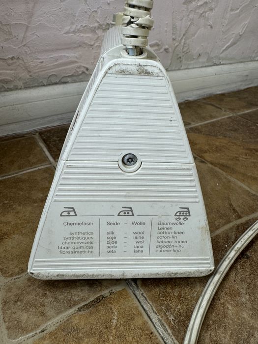 Праска Rowenta