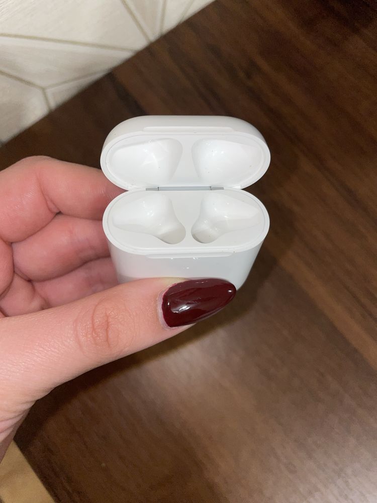 Оригінальний кейс для AirPods 2 + чохол в подарунок