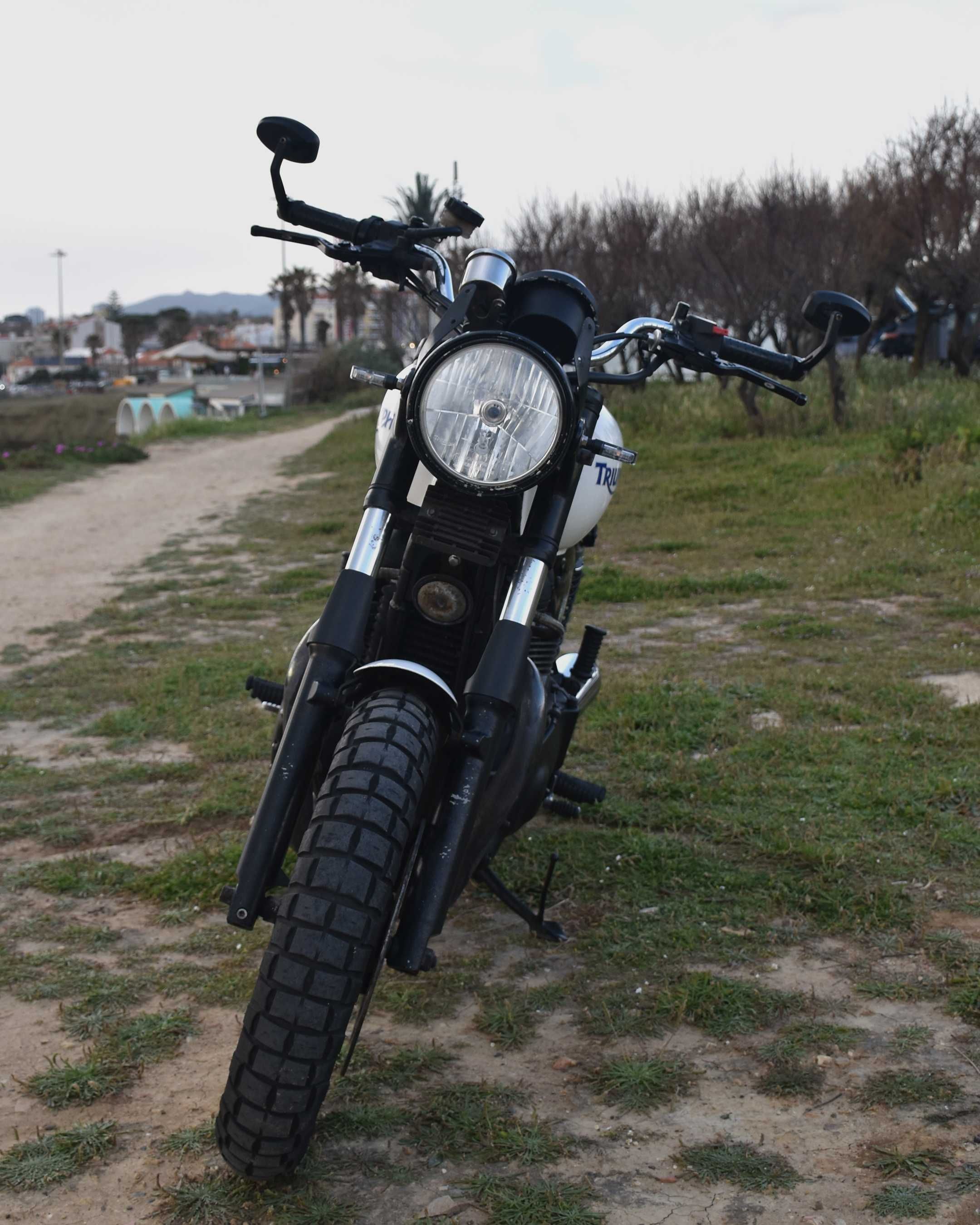 Triumph Bonneville SE
