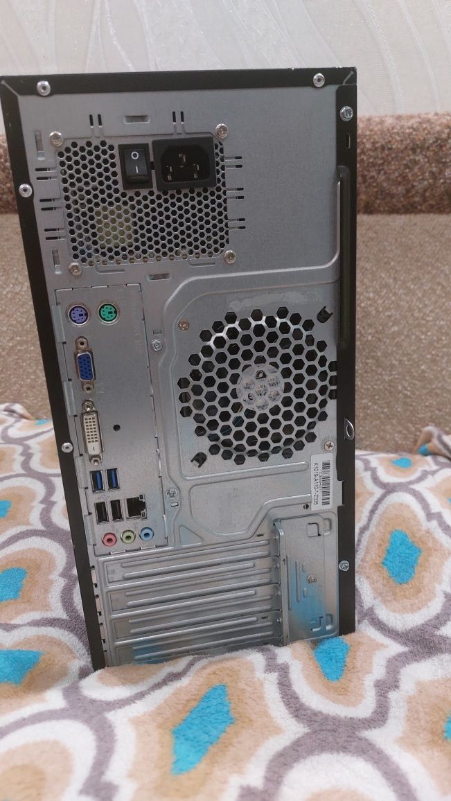 системний блок fujitsu i5 4440, hdd 750 gb. ram 4 gb