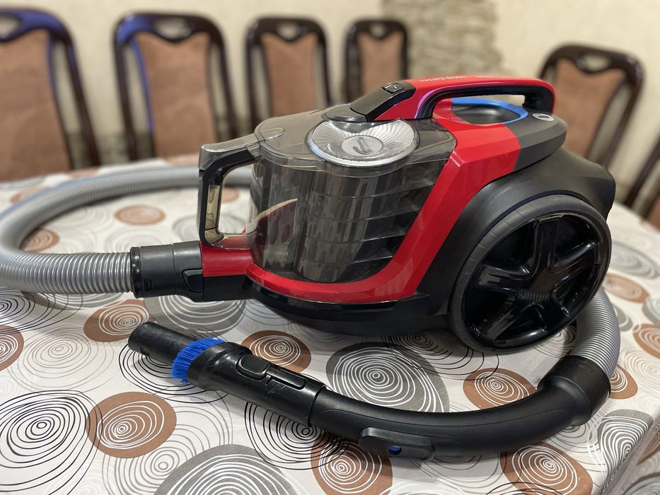 Продам пылесос  PHILIPS 7000 Series 2000W