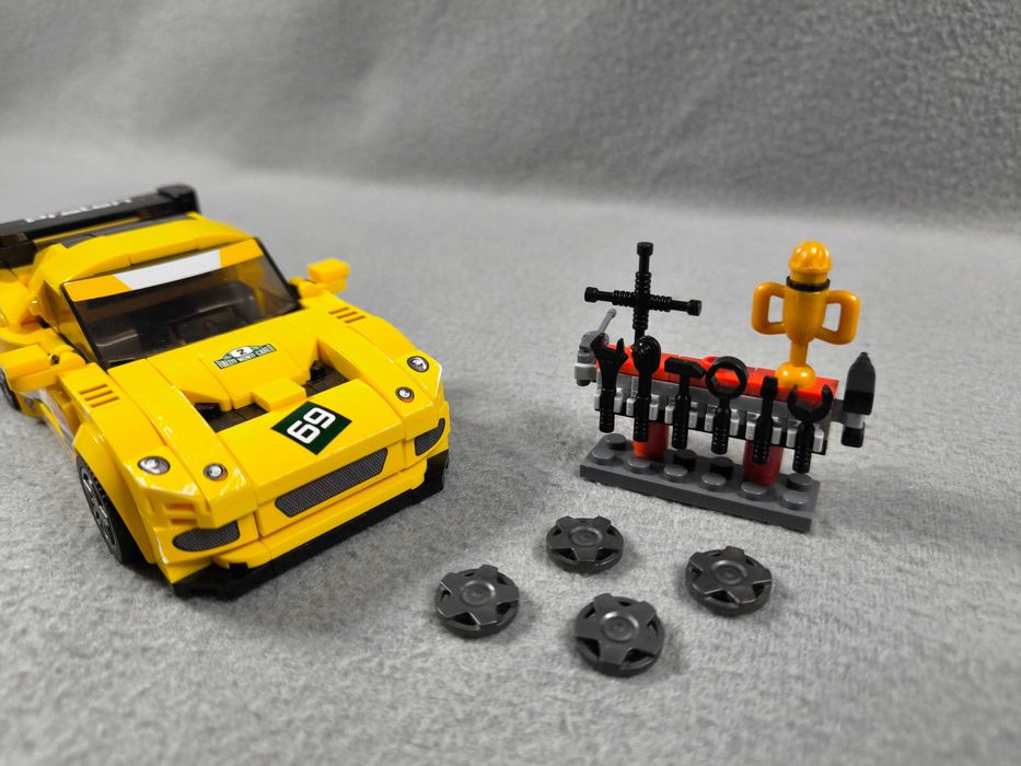 Конструктор IBlock PL-921-324 МЕГАCAR, 325 деталей, инерция