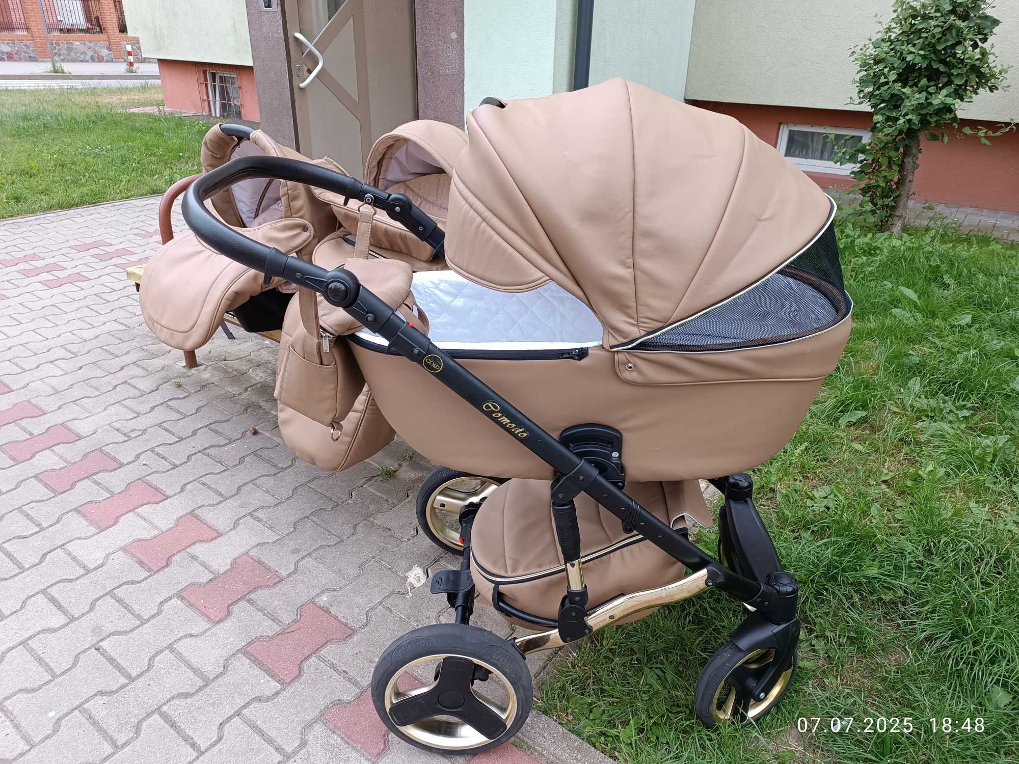 Wózek Comodo Gold 3w1 beżowy / brązowy
