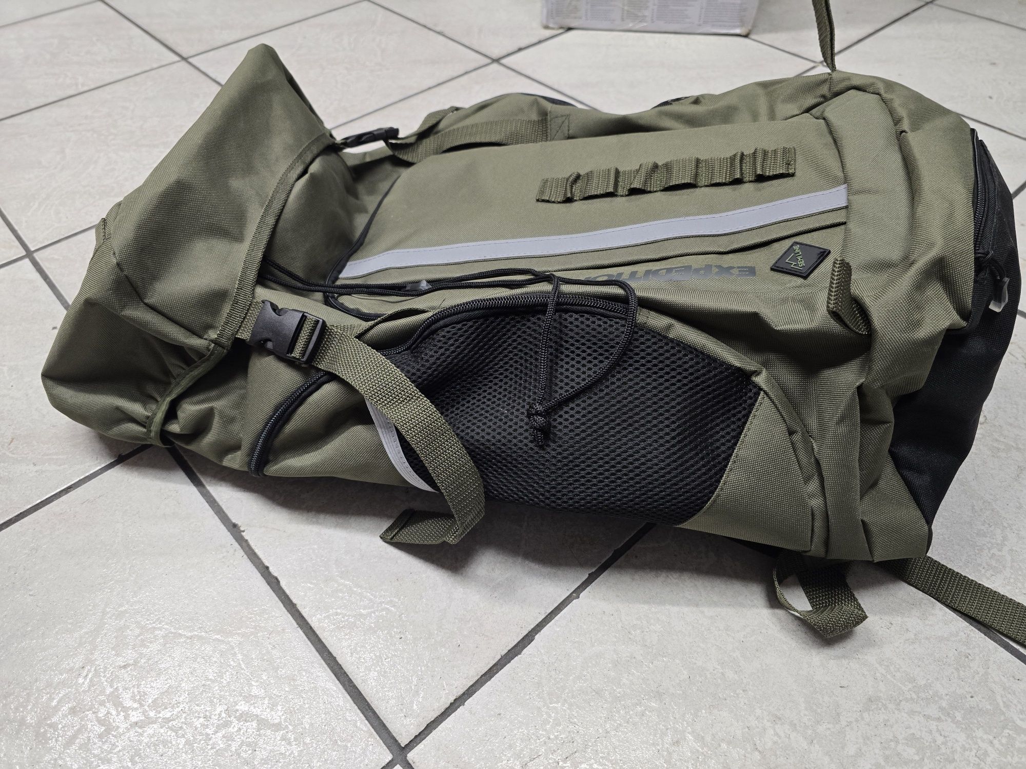 Semiline Expedition  plecak podróżny Soumaila khaki 55 x 33 x 24cm