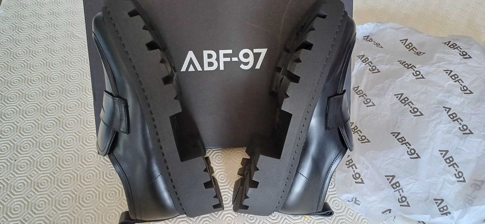 Sapatos "ABF-97" Pele