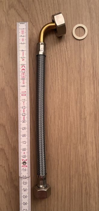 Junkers Bosch przyłącze kątowe do zimnej wody 1/2" x 3/4"