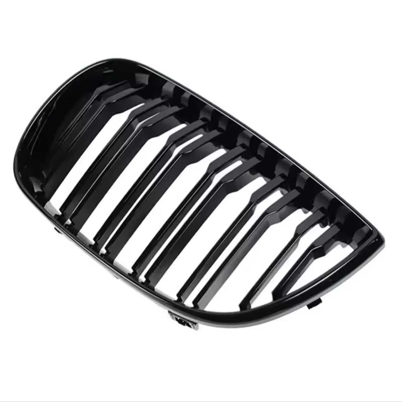 GRELHAS DUPLAS BMW SÉRIE 1 - E81 E87 LOOK M PERFORMANCE
