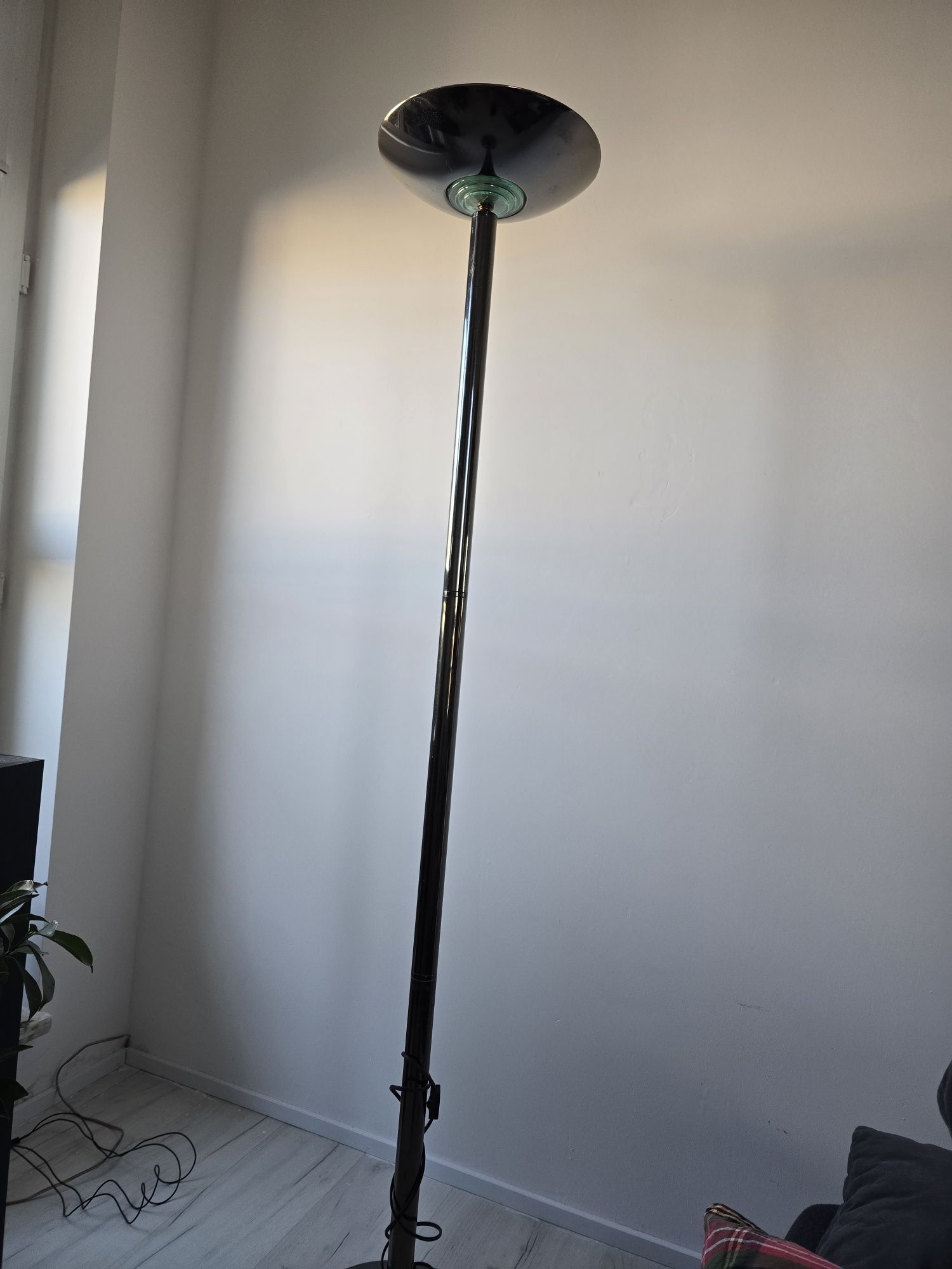 Sprzedam   lampę