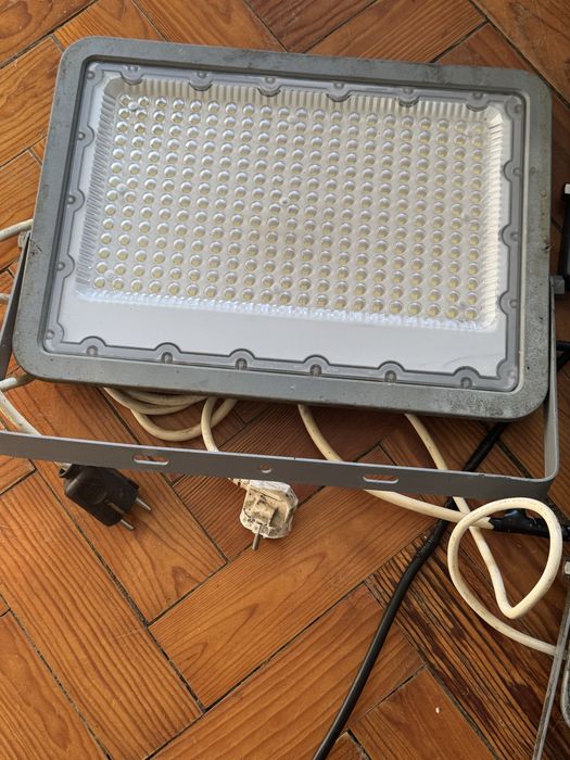 5 Projetor led exterior