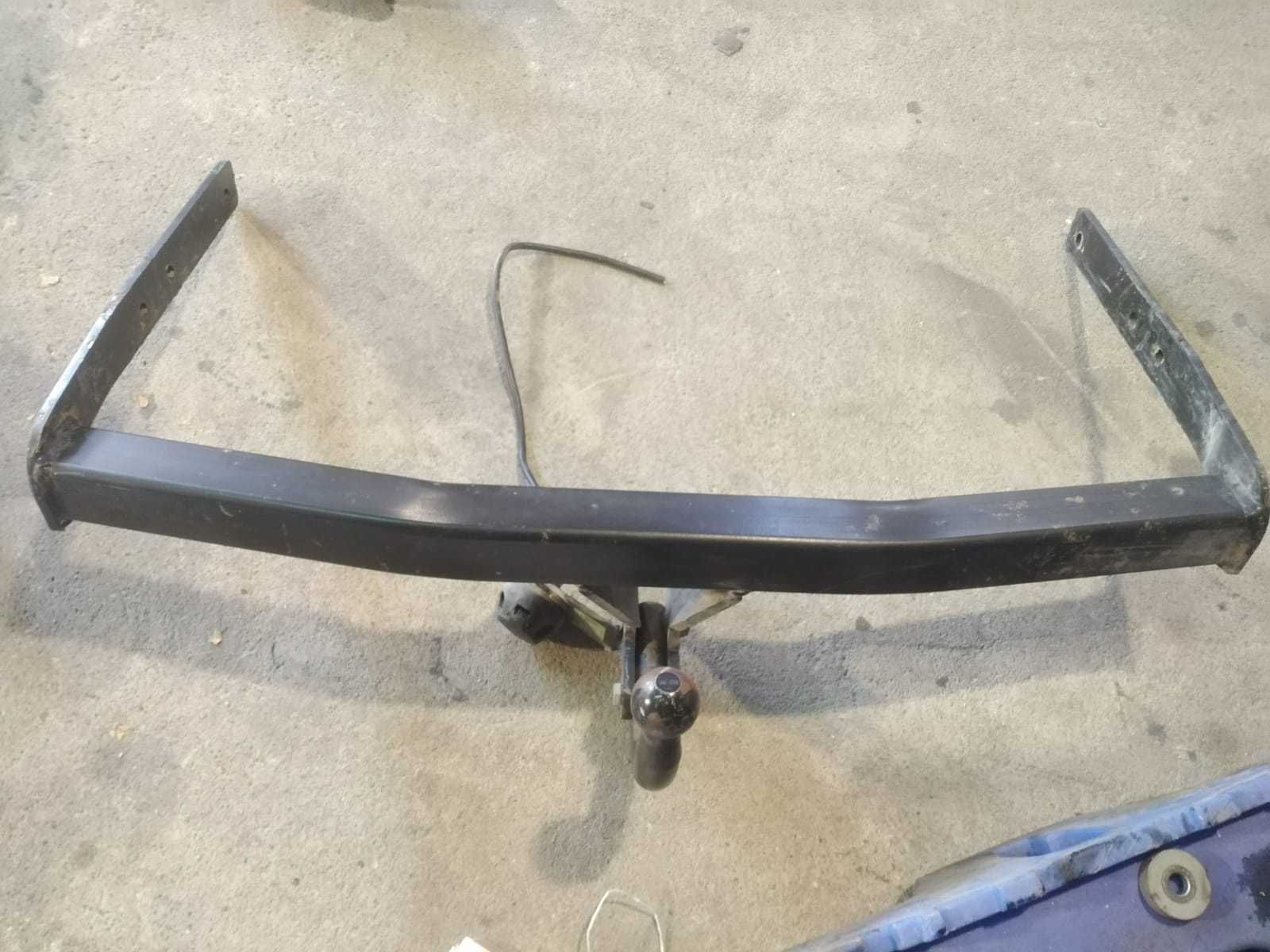 Bola de Reboque Ford Galaxy de 1998
