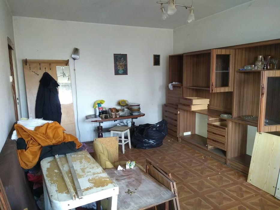 Sprzatanie  Wywóz gabarytów Opróżnianie Piwnic opóźnianie strychów