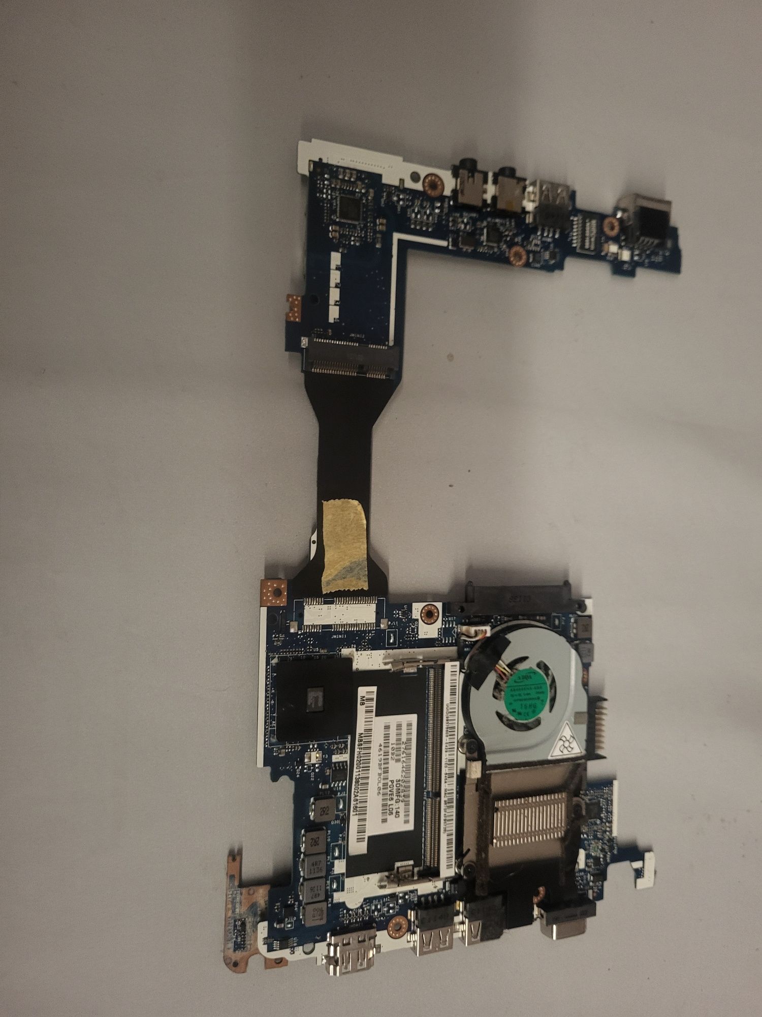 Sprzedam Płyte główną z procesorem do laptopa Acer Aspire one 522-C6D
