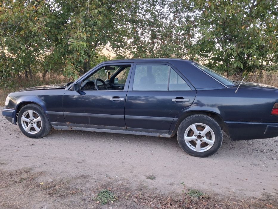 W124 на ходу 2.5 дизель