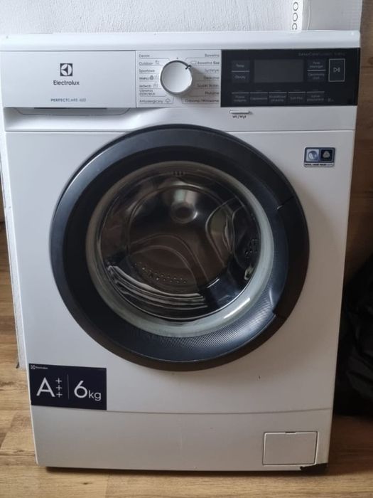 Pralka Electrolux slim