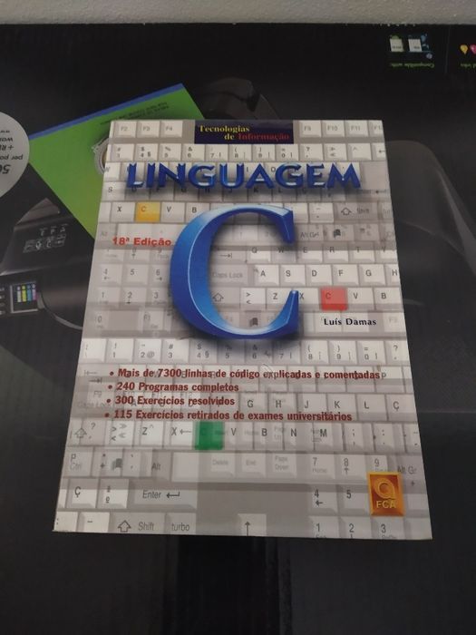 Livro Linguagem C de Luis Damas COMO NOVO